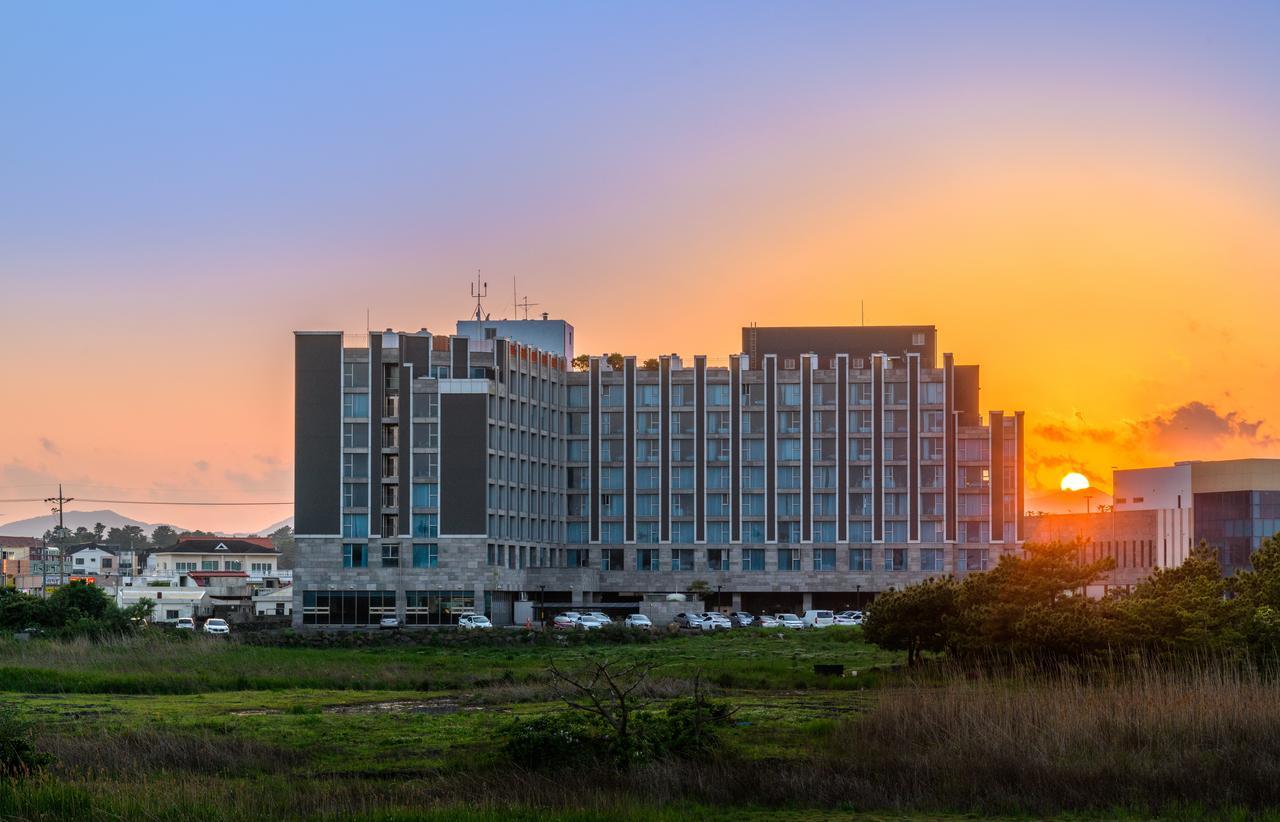 Hotel Brown And Jeju